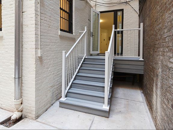 4th image of 310 W 82nd St #2B