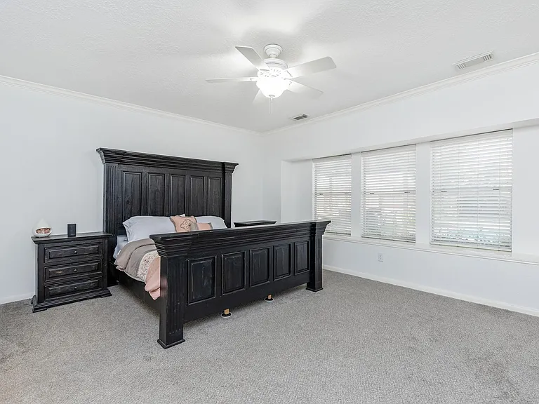 15826 Jamie Lee Dr — Photo 25