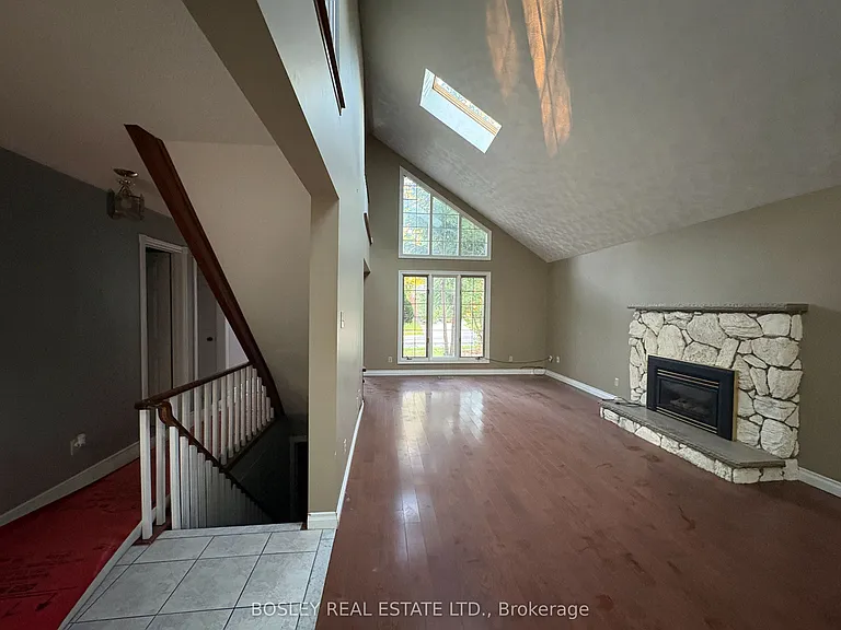 114 Lorne Ave — Photo 6