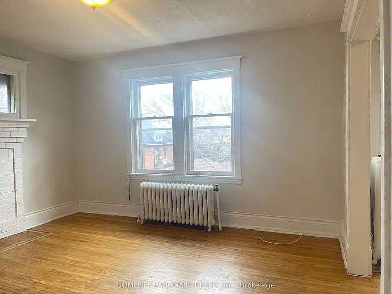 985 Main St E #3 — Photo 13