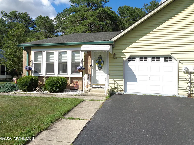 135A Sunset Rd — Photo 1