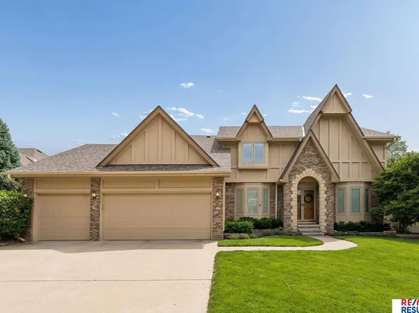 6151 S 102nd Ave, Omaha, NE 68127