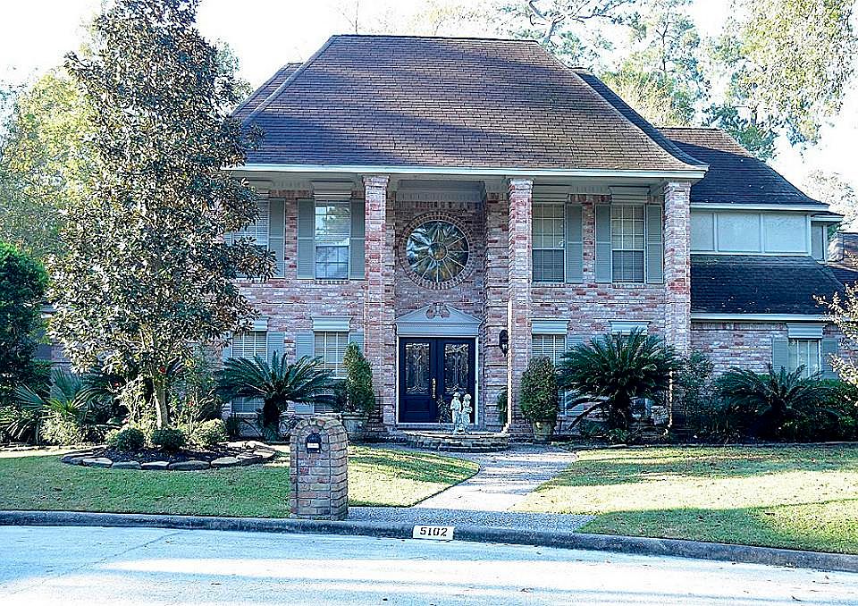 1st image of 5102 Oak Fair Dr