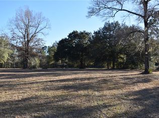 111 Fred Cooper Rd, Waynesville, GA 31566