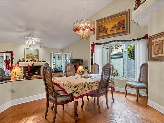 5th image of 14669 Village Glen Cir