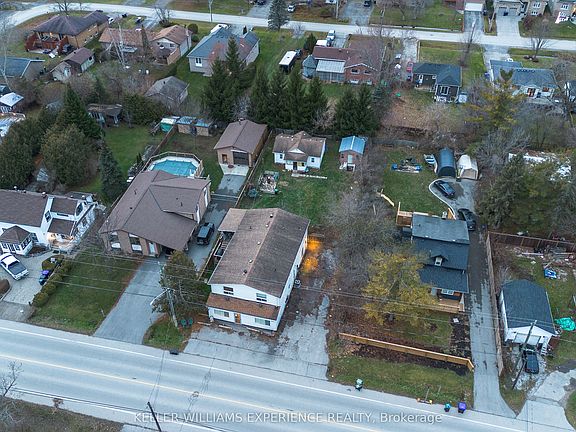 4th image of 1024 Ewart St
