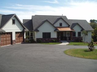 12484 Bluebird Ln, Darlington, WI 53530