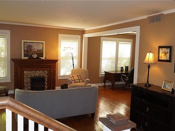 5th image of 1820 Maplewood Ave