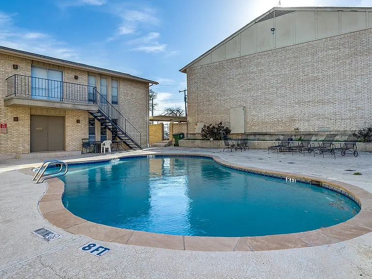 4652 Matilda St #H — Photo 13