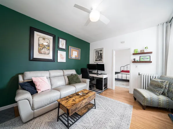 42 Van Wagenen Ave APT 10, Jersey City, NJ 07306