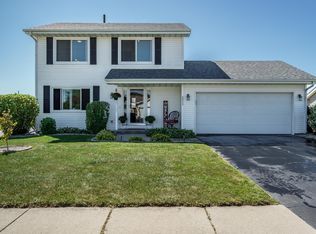 5513 Pocono Dr, Loves Park, IL 61111