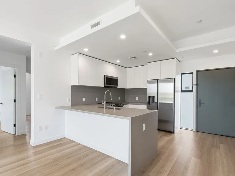TALA Residences at 829 Larrabee Street — Photo 14