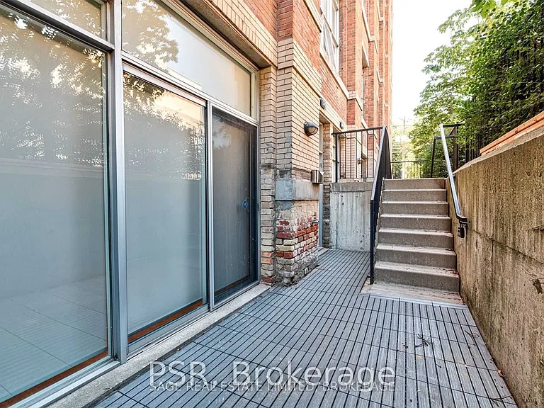 955 Queen St W #117 — Photo 26