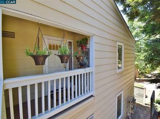 206 Farm Ln, Martinez, CA 94553