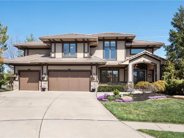 14501 Ballentine St, Overland Park, KS 66221