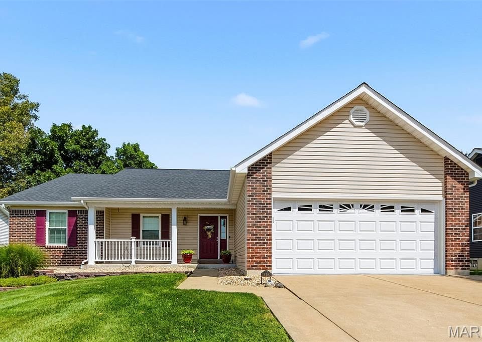 1st image of 215 Old Chesapeake Dr