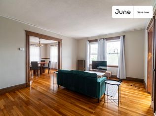 61 Putnam Rd, Somerville, MA 02145