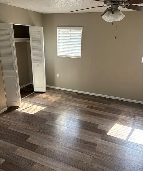 La Estancia Apartments — Photo 32