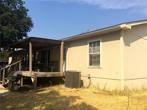 3rd image of 14405 Rock Cliff Dr