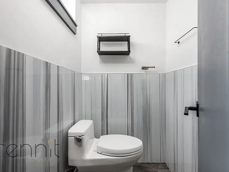 1014 Carroll St #102 — Photo 11