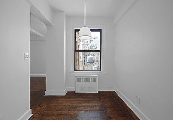 5th image of 12 E 86th St APT 1109