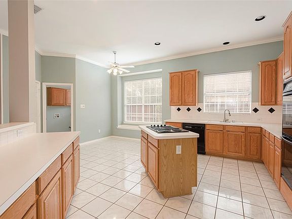 3rd image of 5704 Maidstone Dr