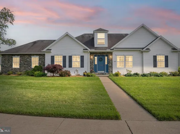 205 Barnett St, New Bloomfield, PA 17068