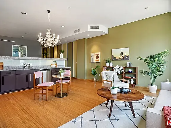 1100 Wilshire Blvd — Photo 10