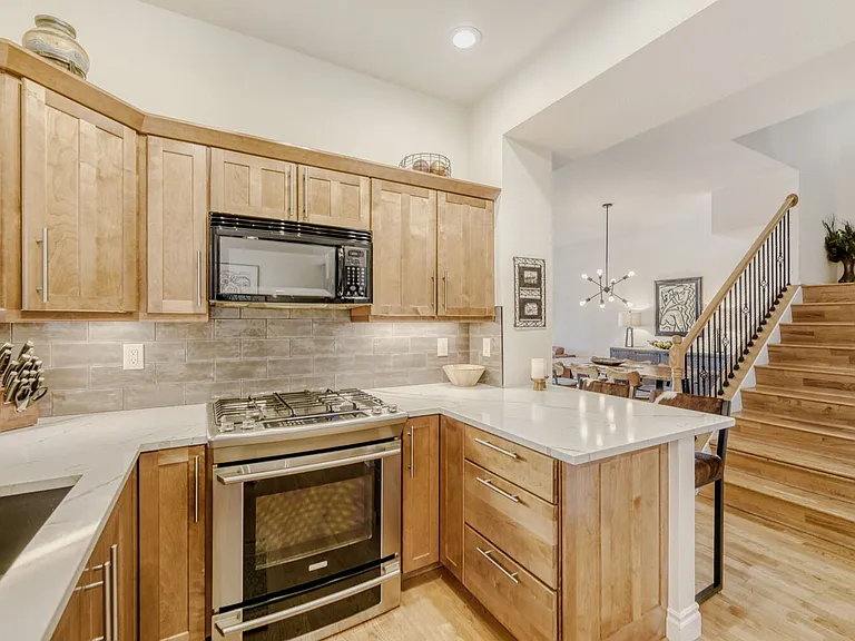 6410 Silver Mesa Dr #F — Photo 14