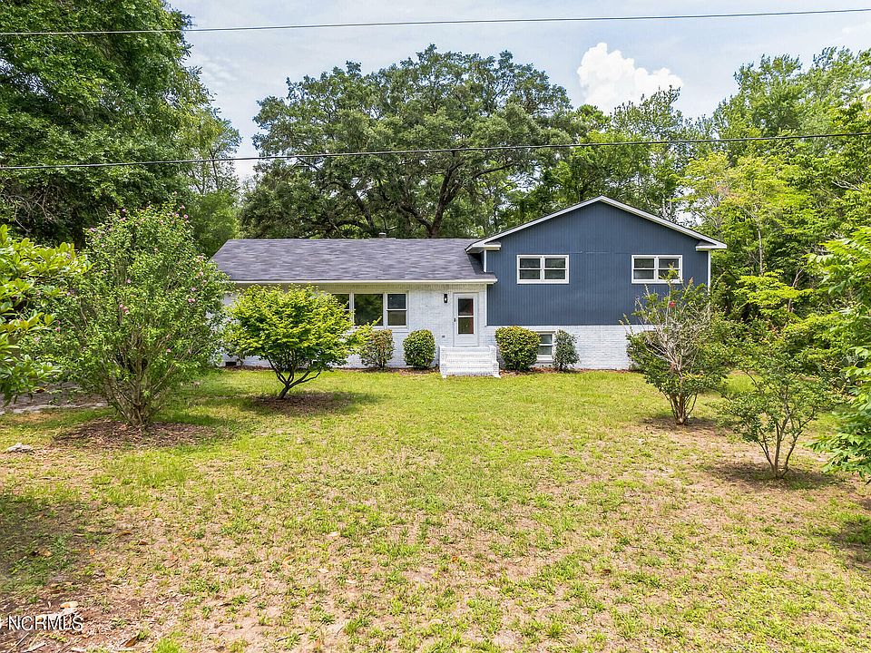 929 E Leonard Street, Southport, NC 28461 | MLS #100400875 | Zillow