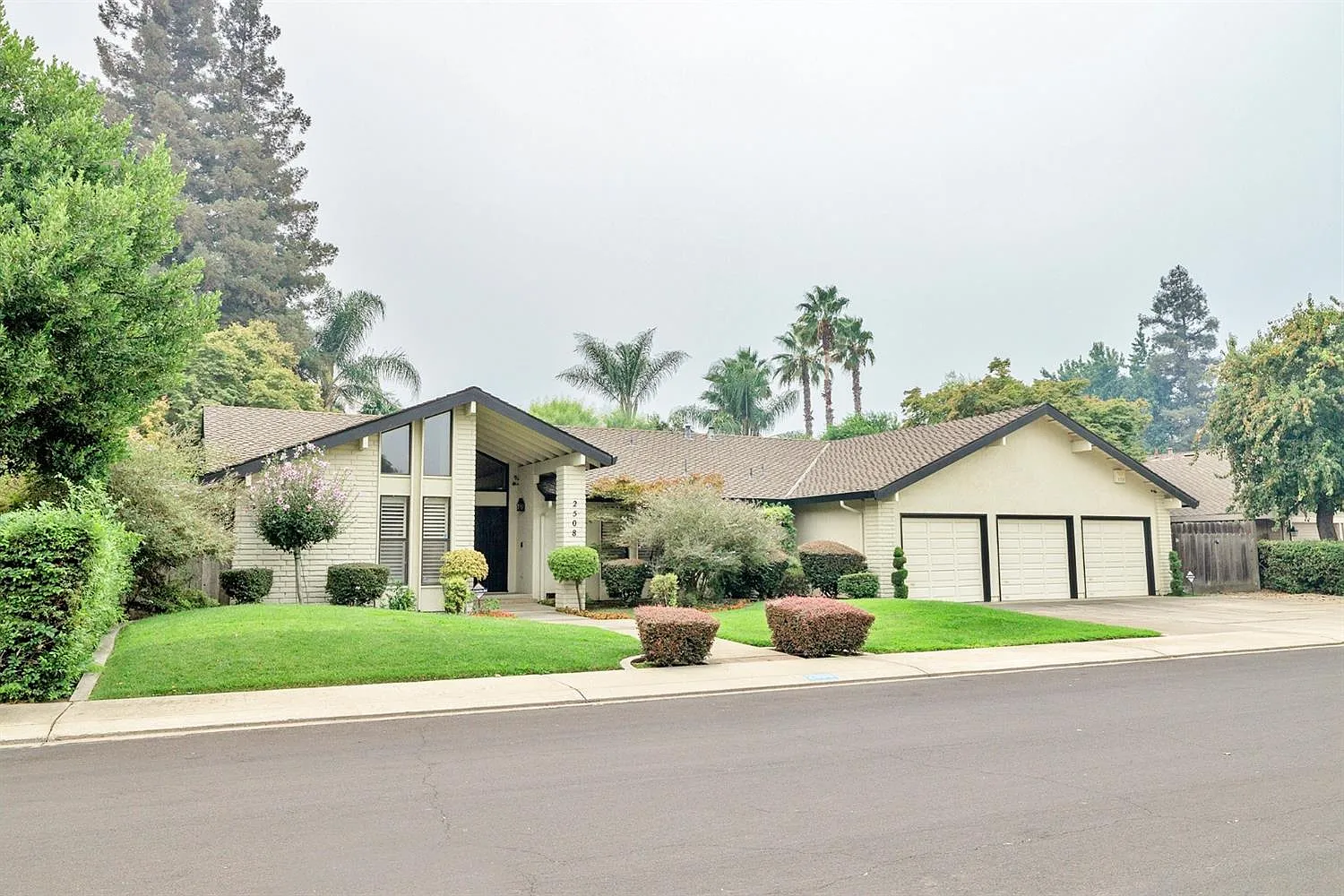 2508 Barola Ln photo 1