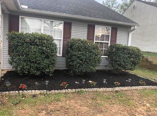 235 Stockbridge Dr, Spartanburg, SC 29301