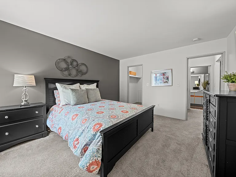 Large bedroom at Park Lane Apartments in Southfield, MI