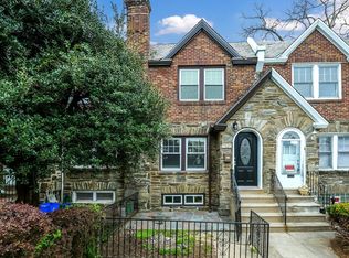 7520 N 21st St, Philadelphia, PA 19138
