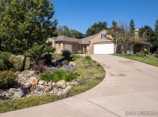 25653 Rue De Lac, Escondido, CA 92026