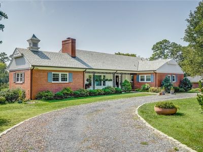 8005 River Rd, Henrico, VA, 23229