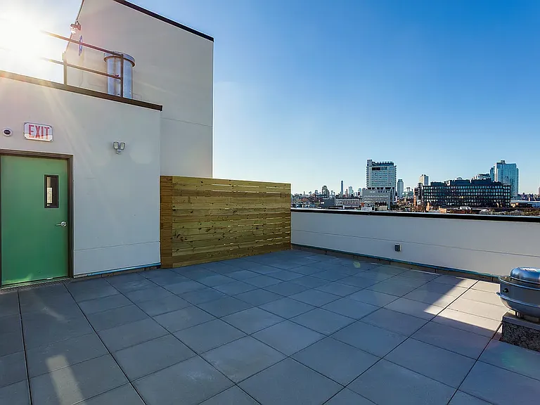 1000 Lorimer St #505 — Photo 10