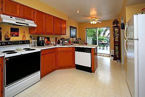 2nd image of 5376 Rocking Horse Pl