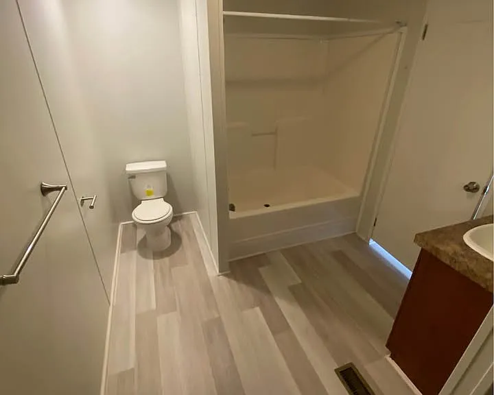 2550 E Shotwell St #7 — Photo 7