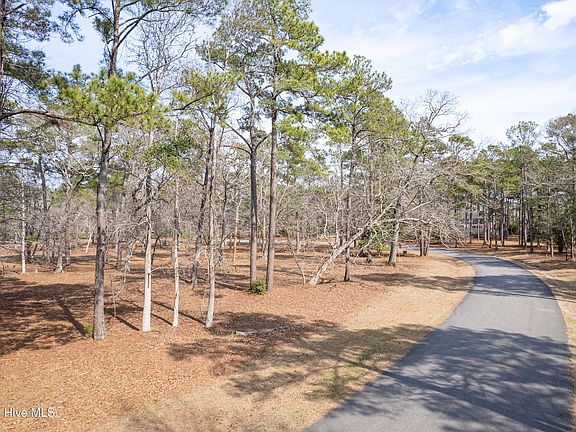 5th image of 749 Loblolly Dr SW #13