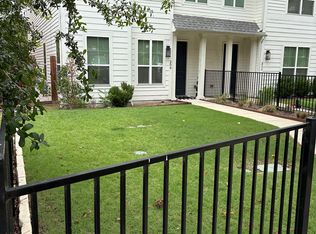 209 Athenia Dr, Fort Worth, TX 76114