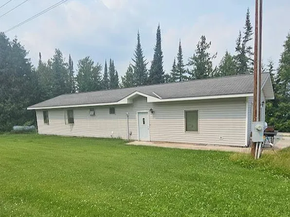 2742 State Highway 11 SE, Baudette, MN 56623