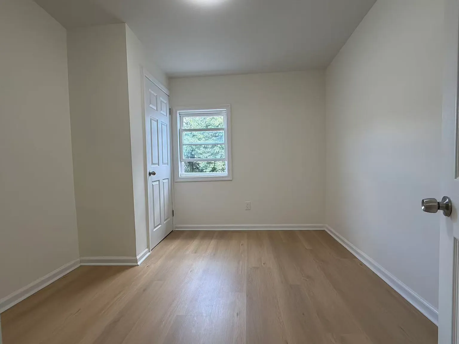 4 bed, 1150 sqft, $2,500 — Photo 2