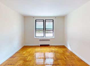 147-37 Roosevelt Ave #1E, Flushing, NY 11354
