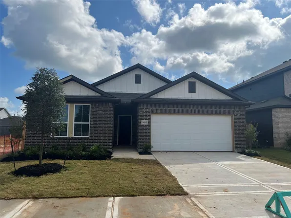 4635 Coral Bean St, Pinehurst, TX 77362