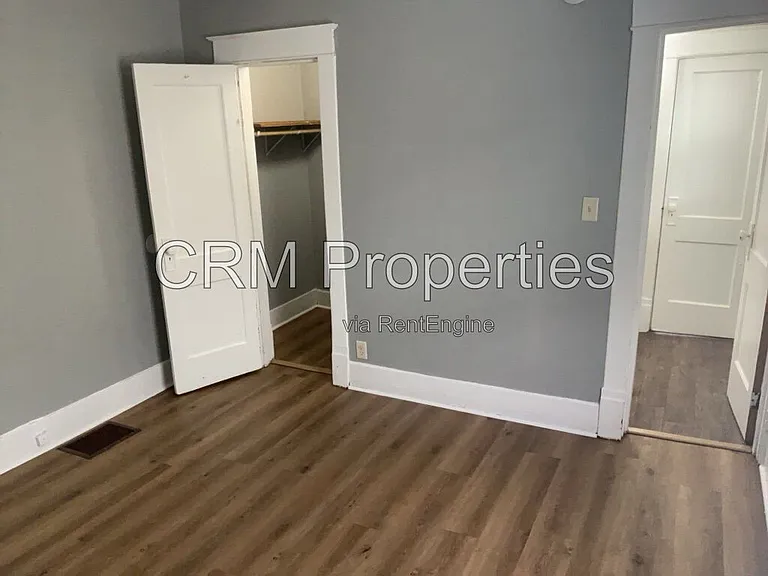 717 E Mulberry St #1 — Photo 16