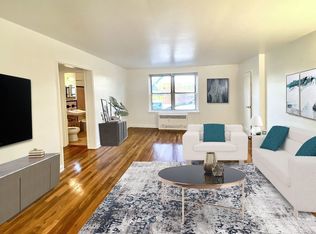 191-04 Station Rd #2A, Flushing, NY 11358