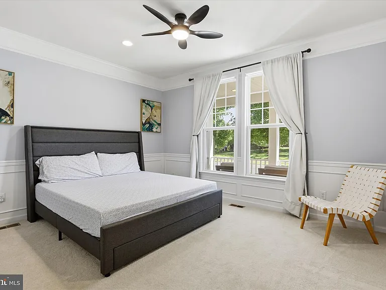 42522 Stratford Landing Dr — Photo 16