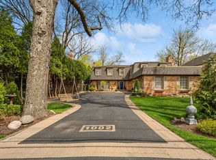 1002 Hibbard Rd, Wilmette, IL 60091