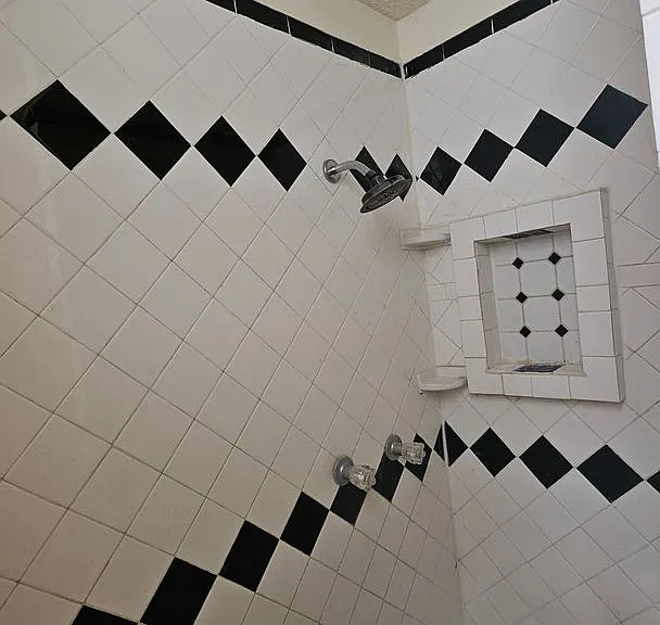 612 Arno St SE #1-4 — Photo 10